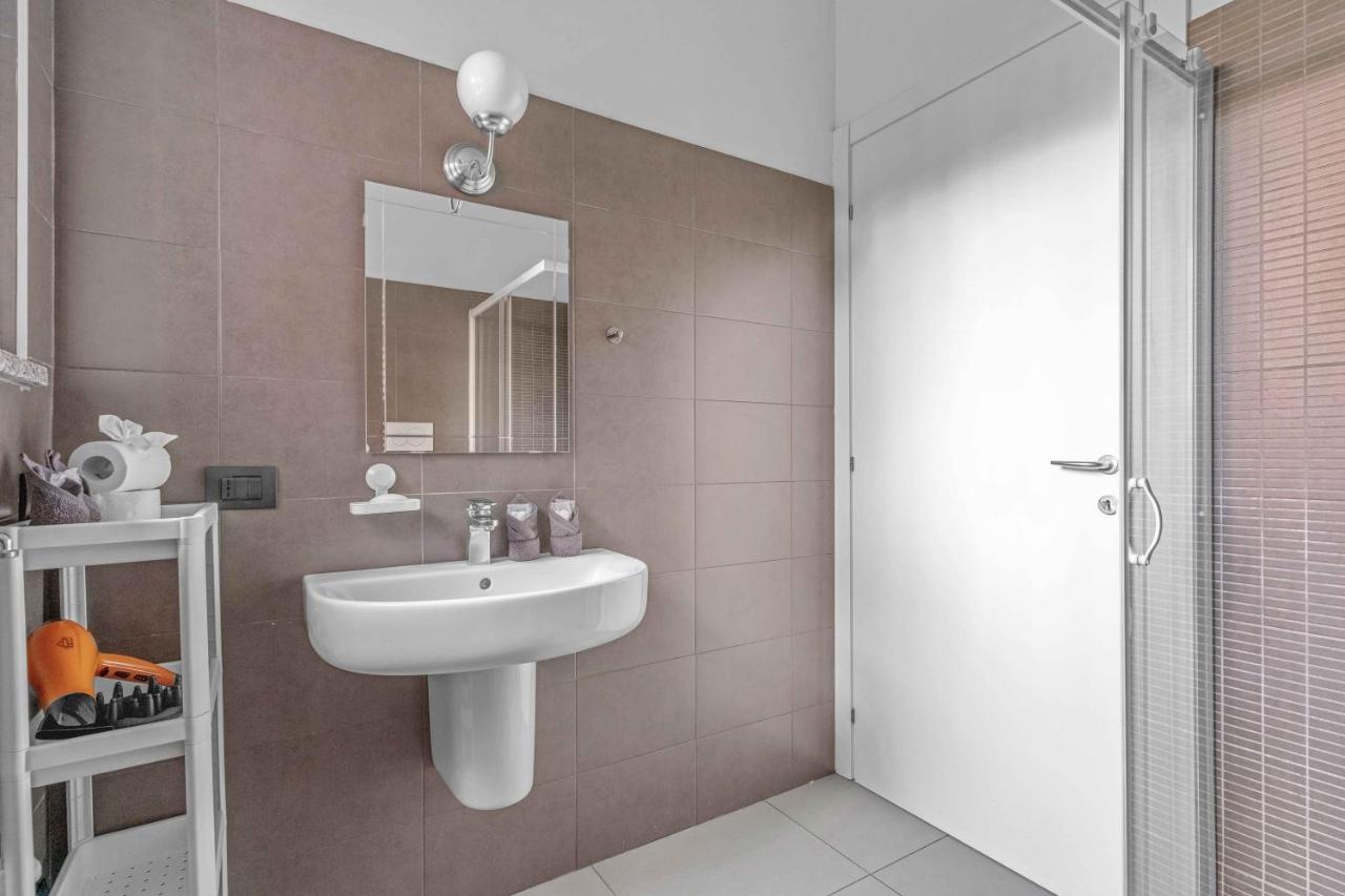 Cos54 - Exclusive Apartment With Garden In Milánó Kültér fotó